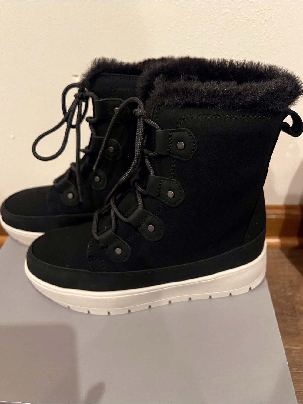 Falls Creek Black Faux-Fur Trim Lace-Up Winter Boots with White Sole